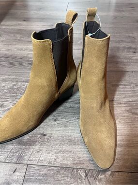 Zara Suede Chelsea Ankle Boots in Camel Brown